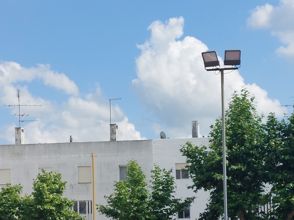 Eficiência Energética na Administração Pública Local - Iluminação Pública e Projetores - Chamusca