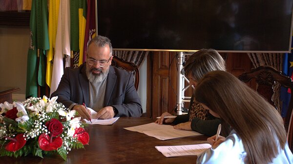 Chamusca Assinatura de contratos de trabalho