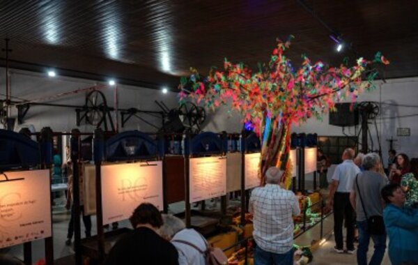 1c14018b9c4f9aa0ec57ff570334db4f_m