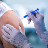 Vacinação contra a gripe com cobertura alargada