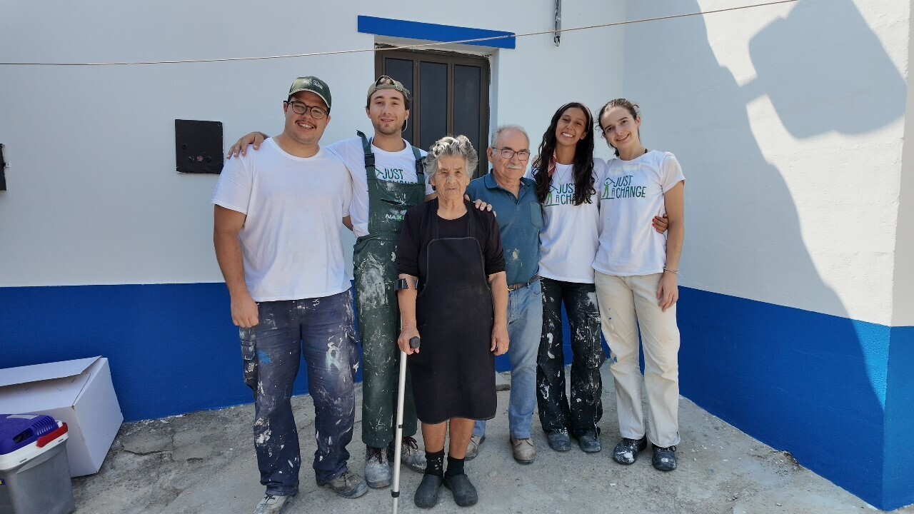 Just a Change - Município reabilita habitação para famílias mais carenciadas